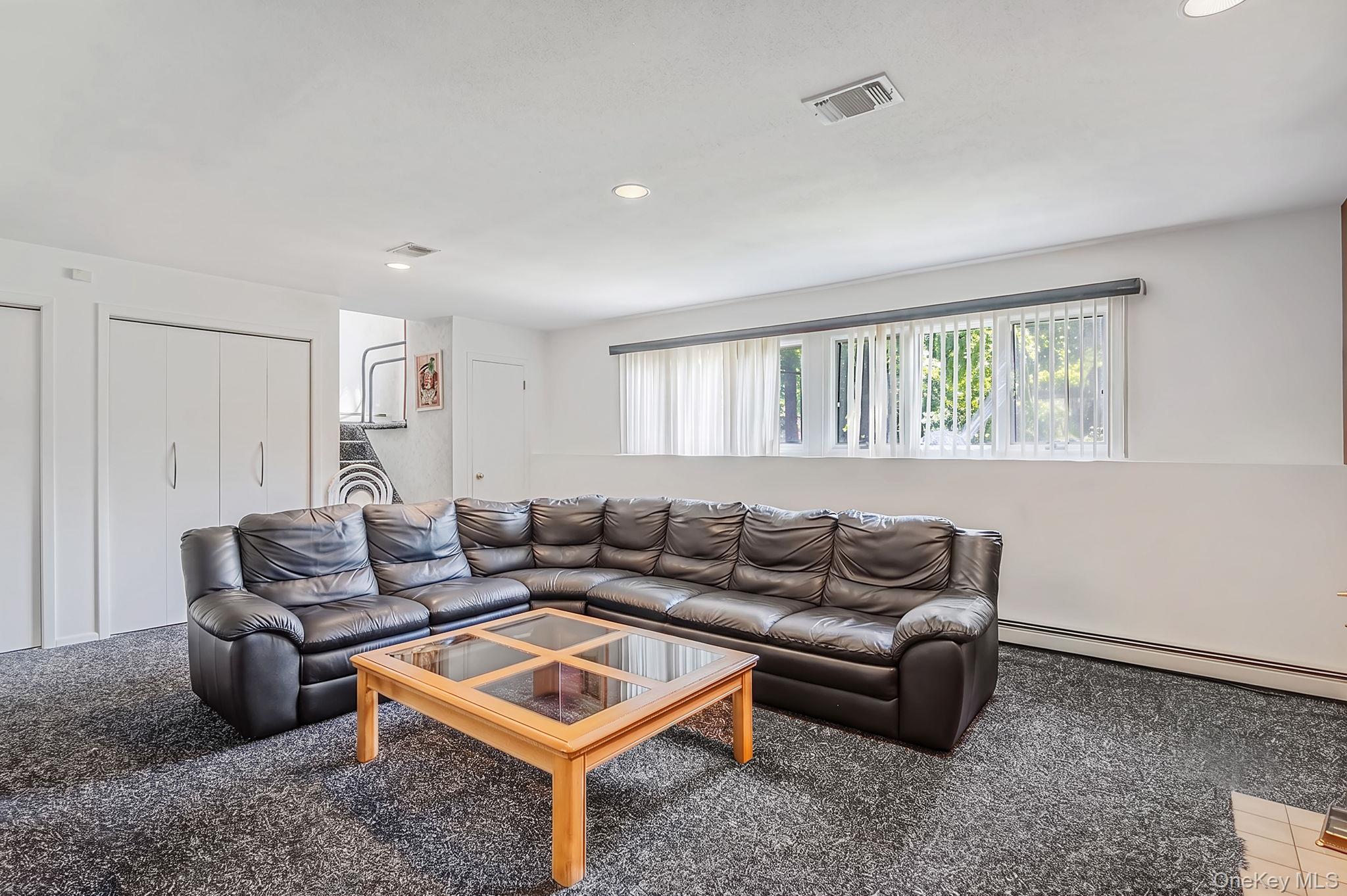48 Oak Avenue – For Sale photo 28