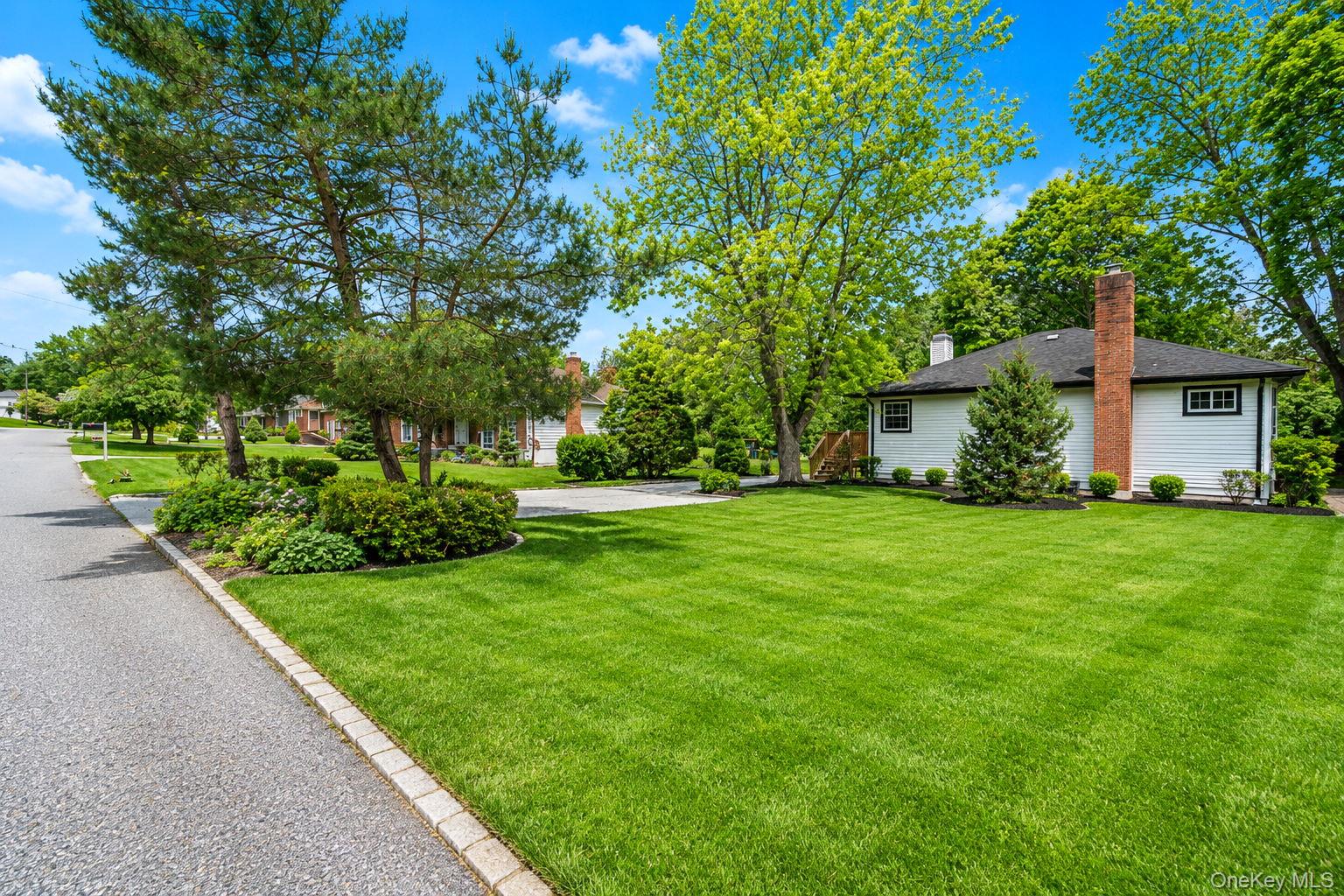 335 Lewis Avenue – For Sale photo 4