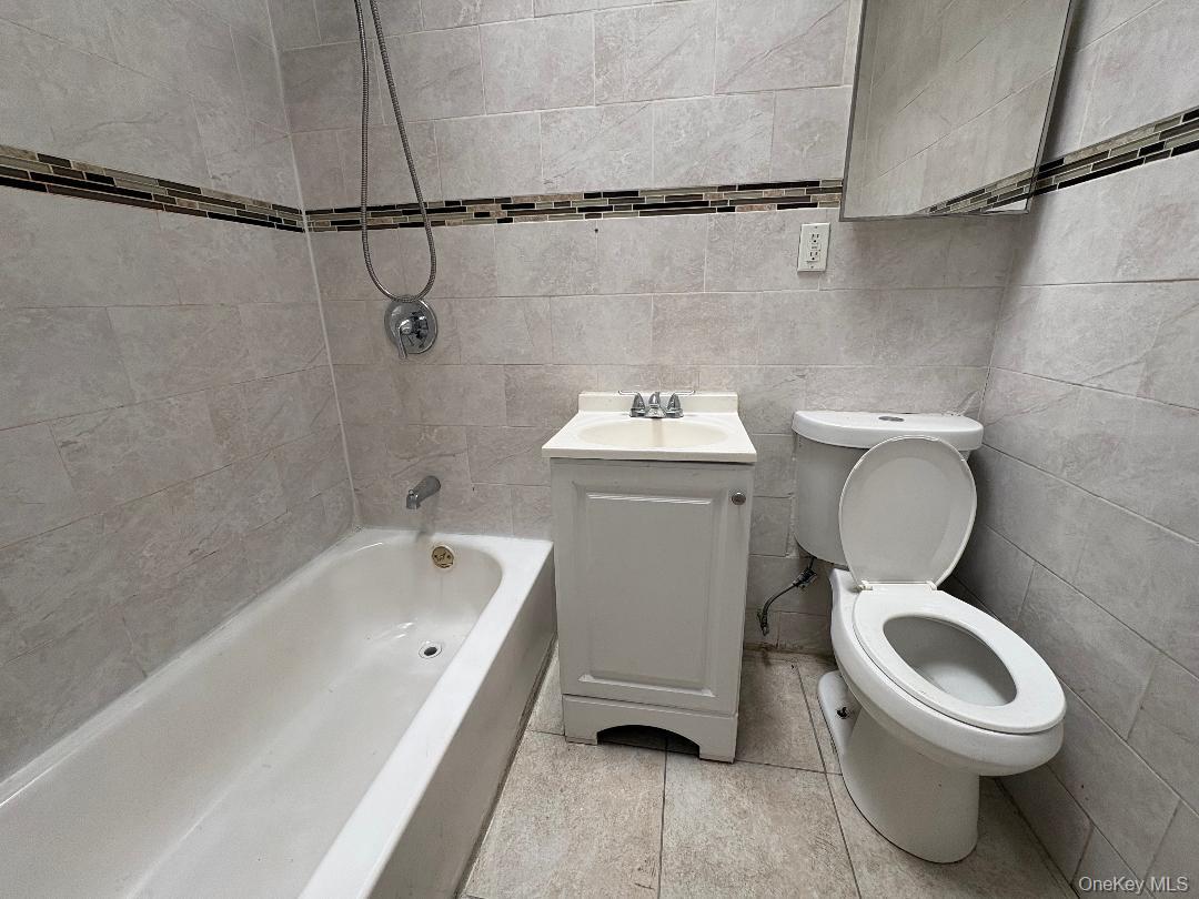 342 E 194th Street – For Rent photo 8