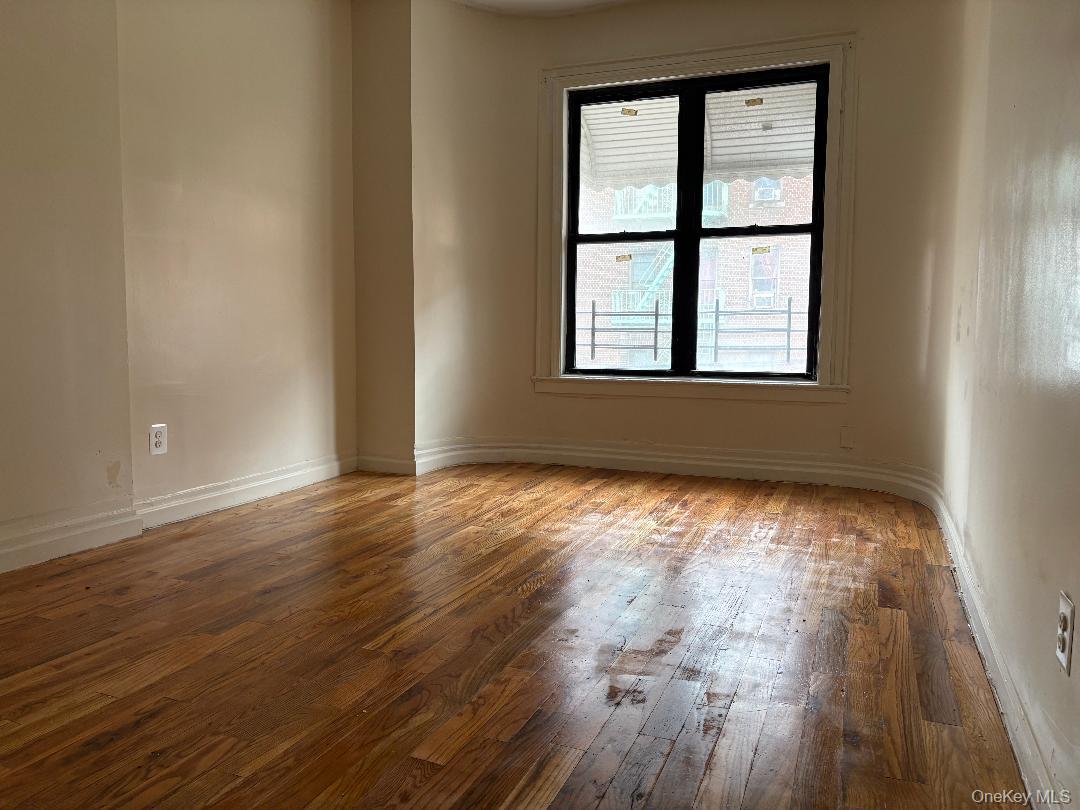 342 E 194th Street – For Rent photo 5