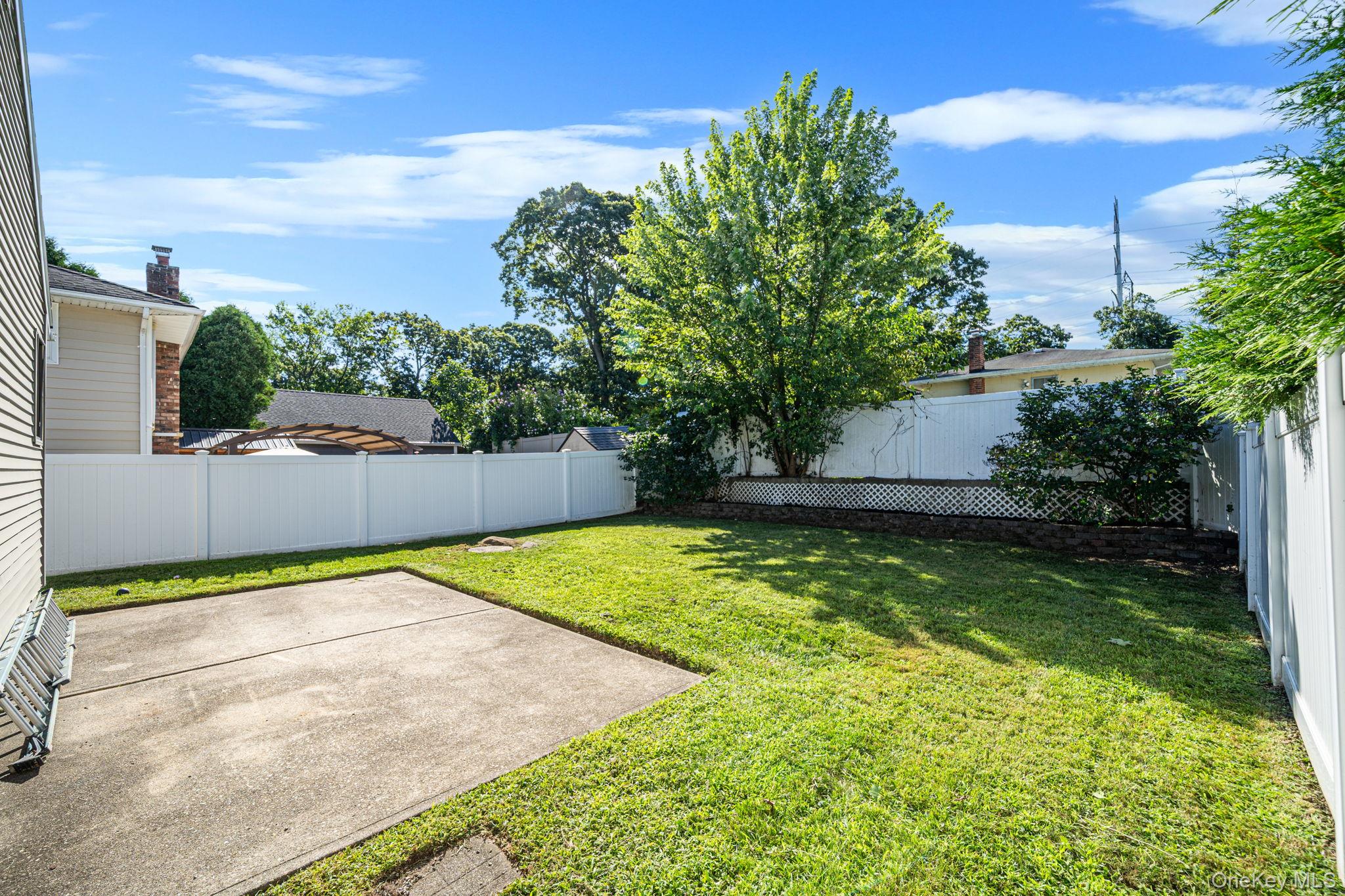 256 Deer Road – For Sale photo 21