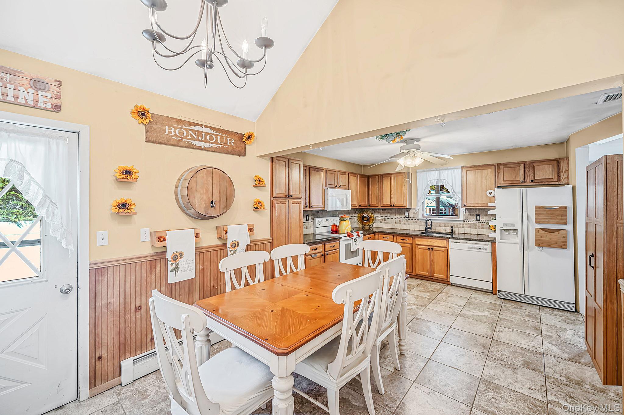 256 Deer Road – For Sale photo 11