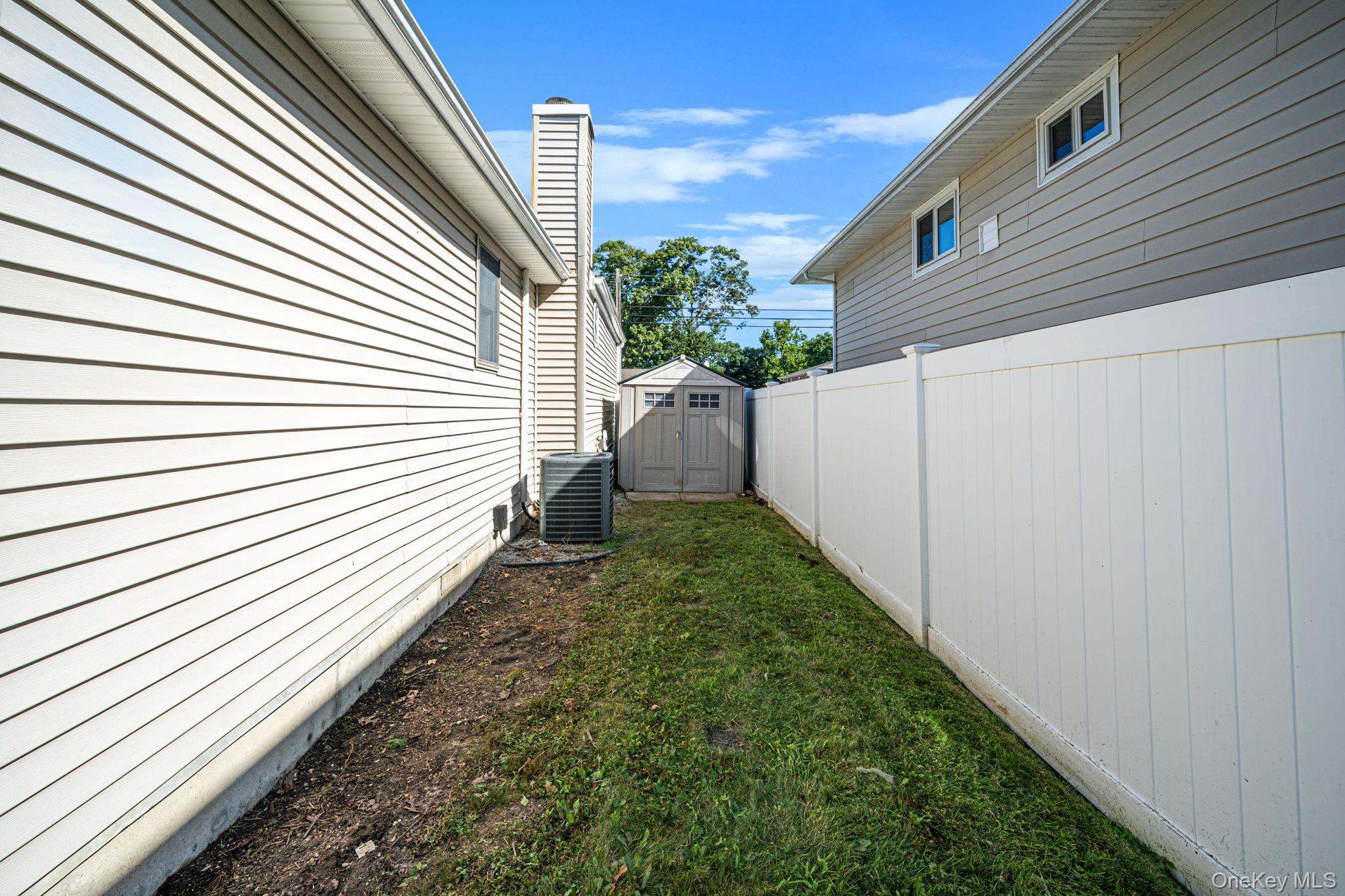 256 Deer Road – For Sale photo 20