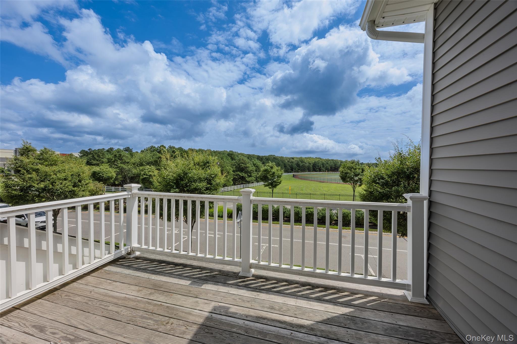 6 Grace Hall Lane – For Sale photo 33