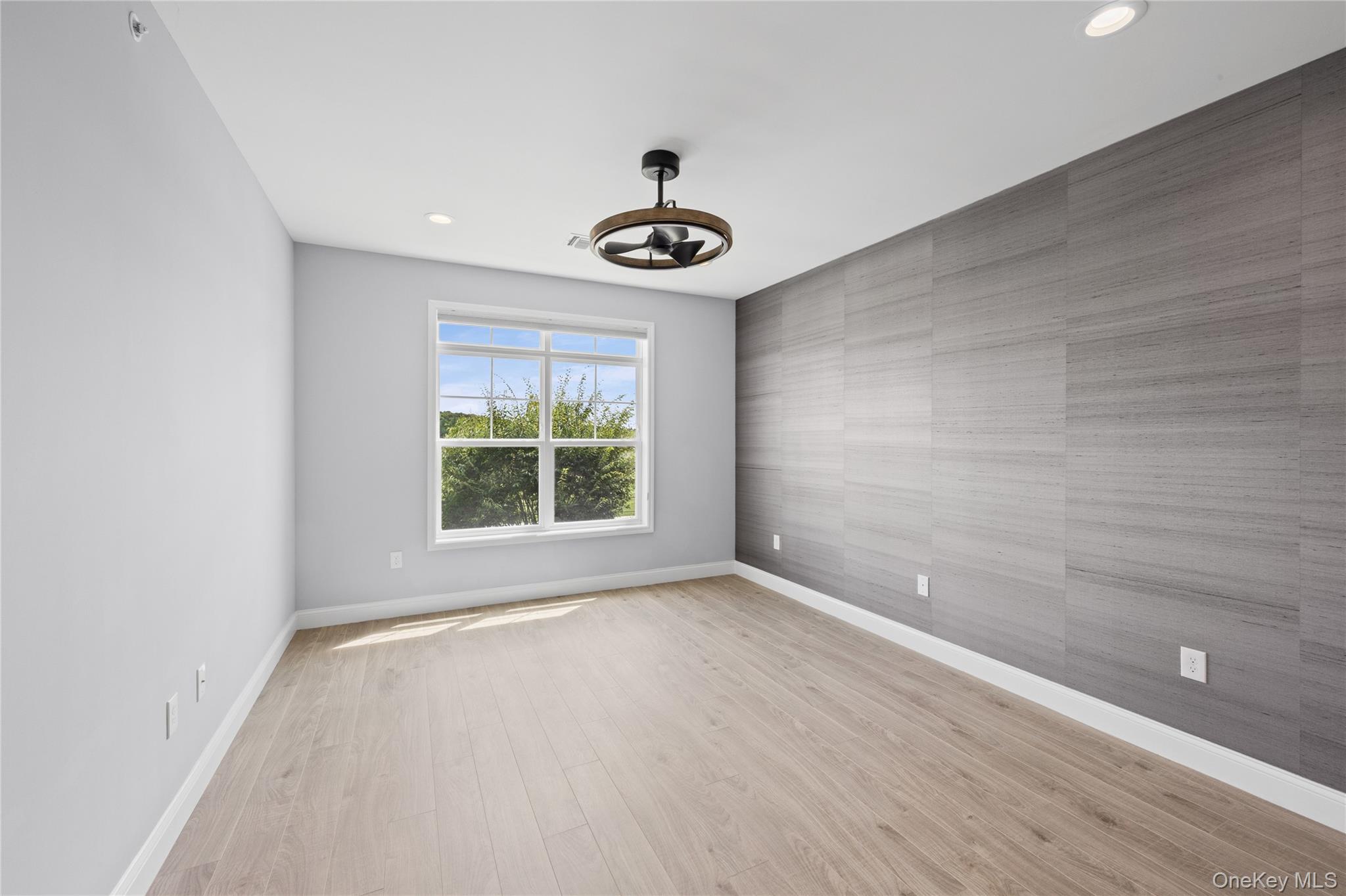 6 Grace Hall Lane – For Sale photo 22
