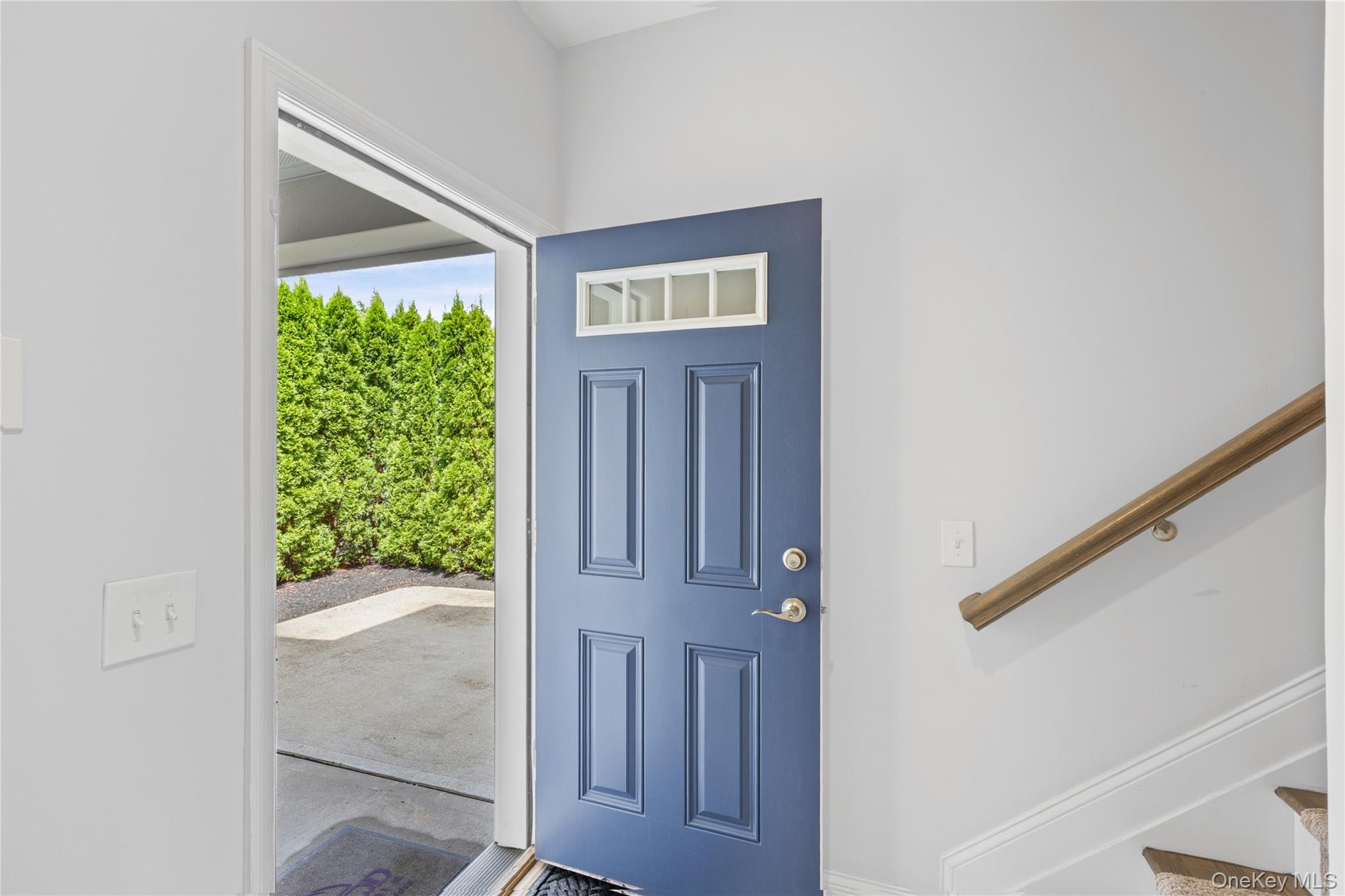 6 Grace Hall Lane – For Sale photo 5