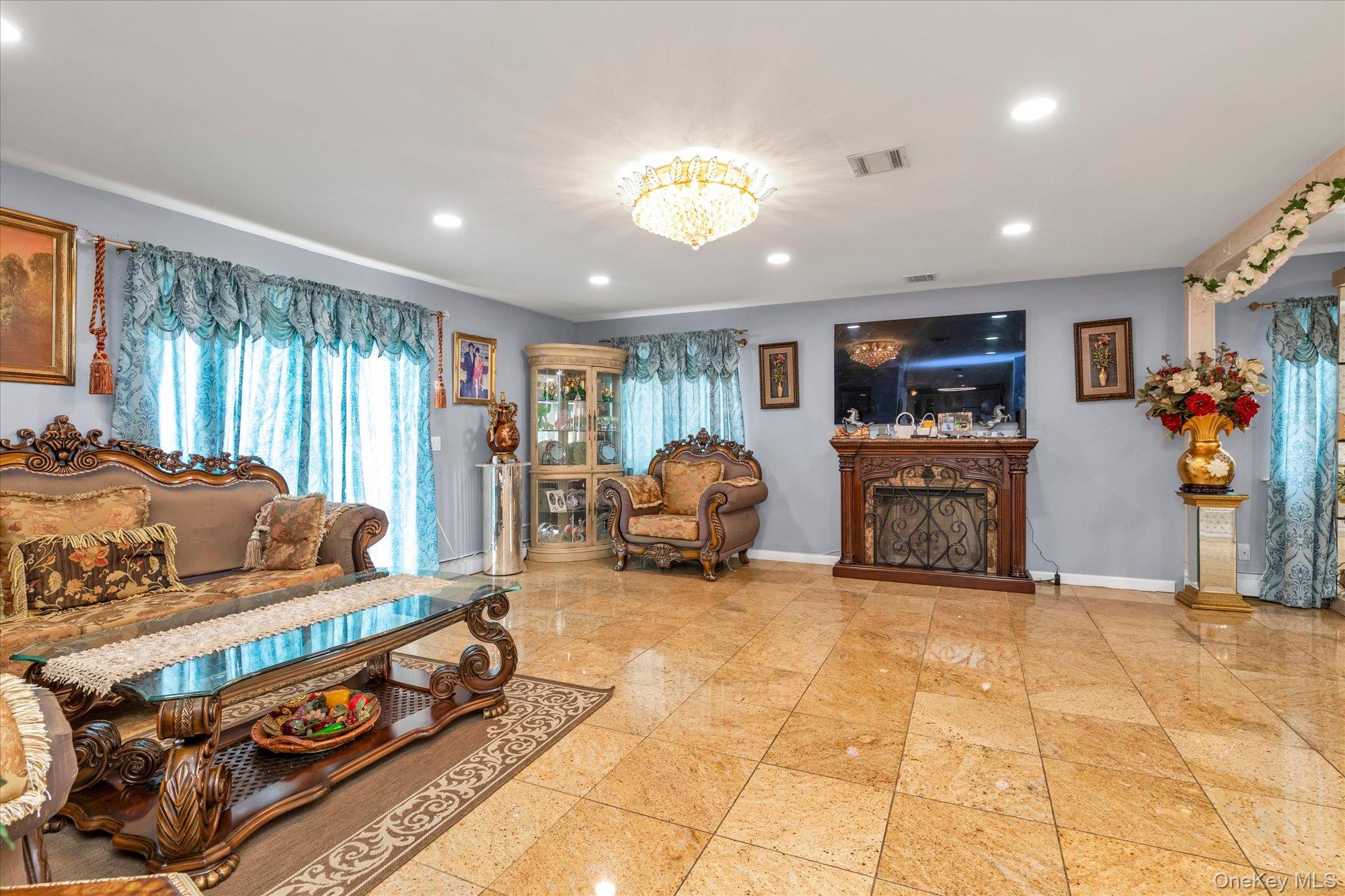 433 Atlantic Avenue – For Sale photo 2