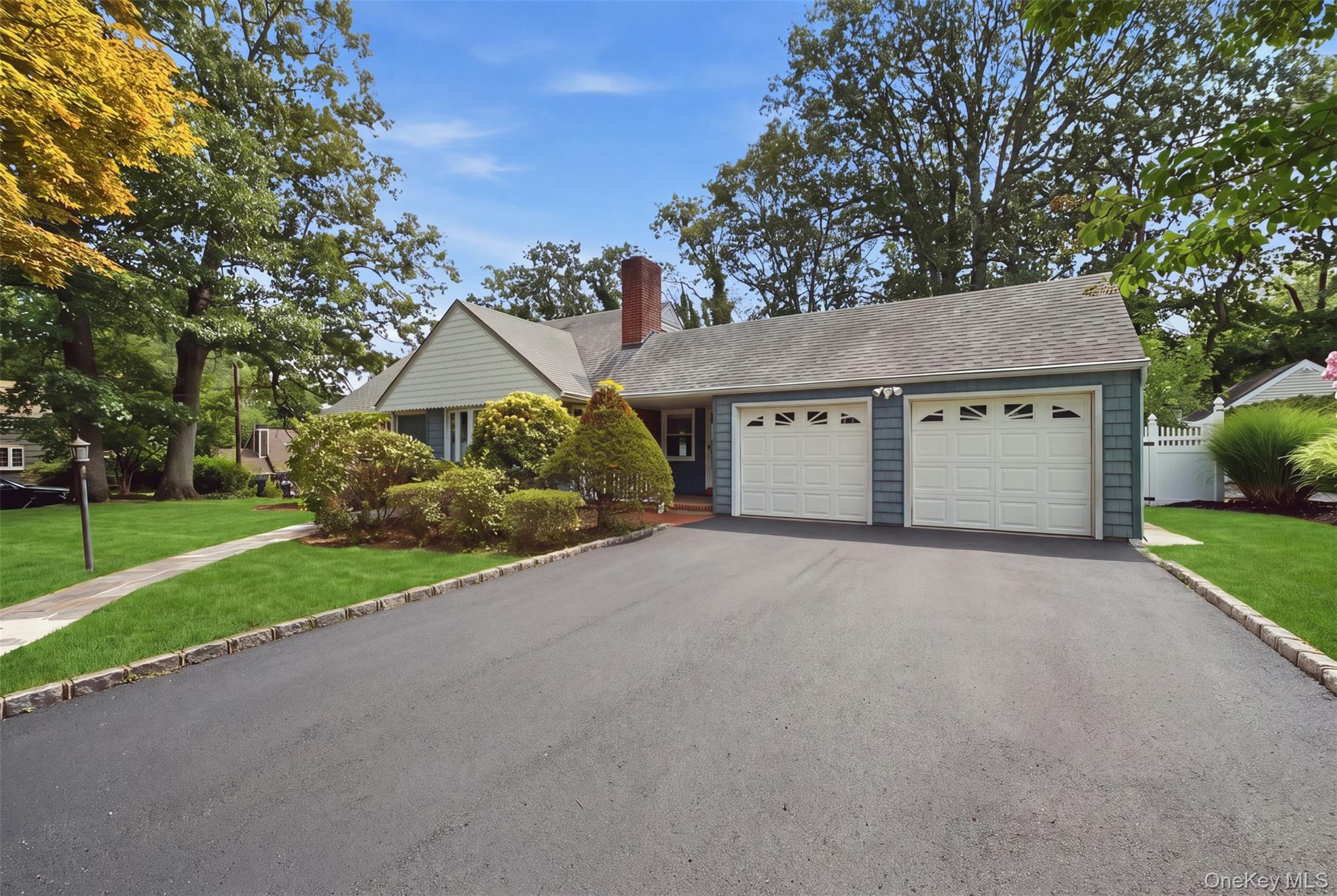 155 Hoover Place – For Sale photo 2