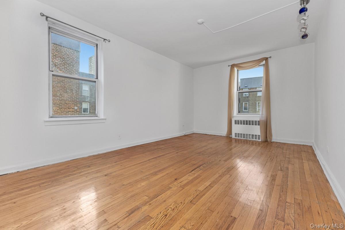 105-25 67th Road, Unit 4A photo 4
