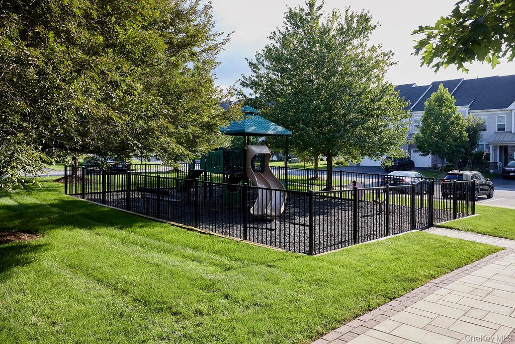 36 Tompkins Lane – For Sale photo 11