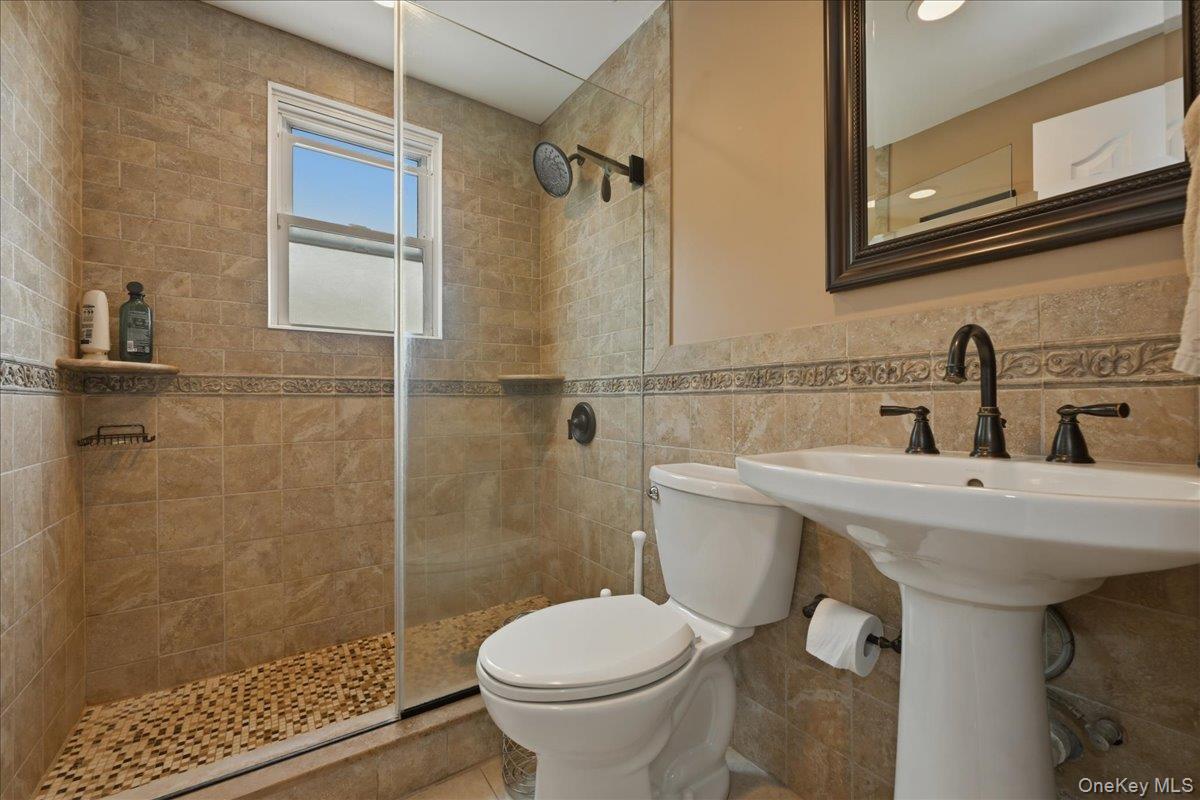 2977 Grand Boulevard – For Sale photo 11