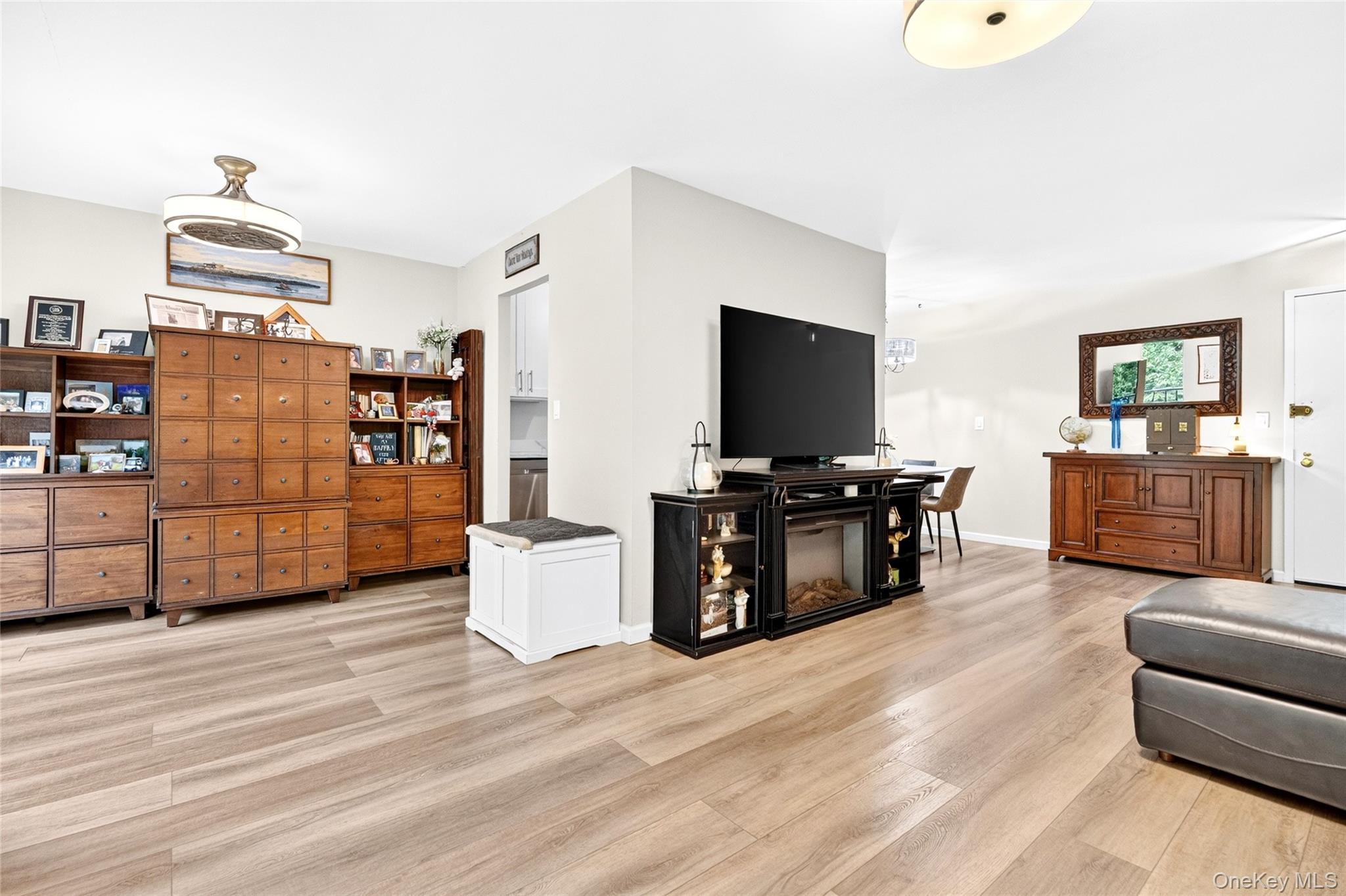 1 David Lane, Unit 8B photo 21