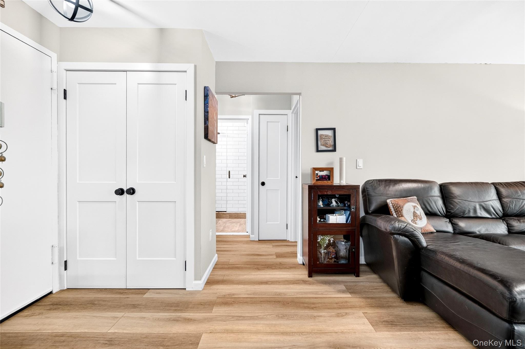 1 David Lane, Unit 8B photo 23