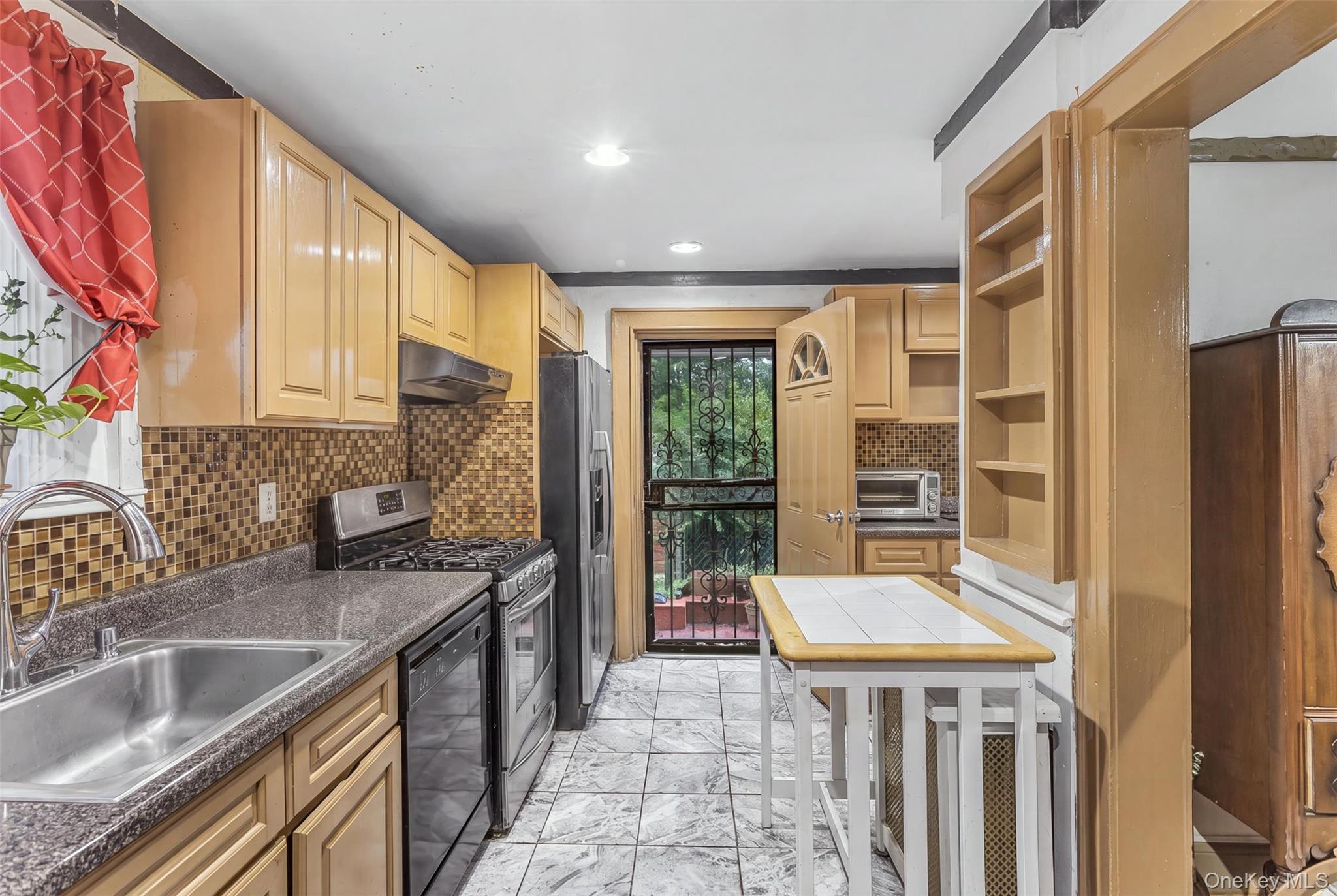 24102 142nd Avenue – For Sale photo 5