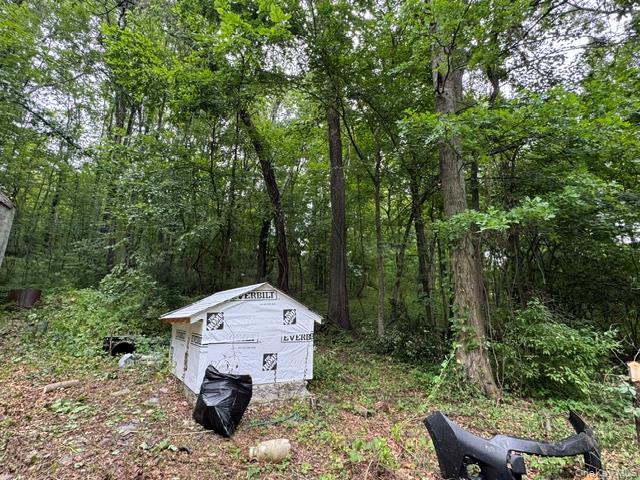 140 N Drury Lane – For Sale photo 30