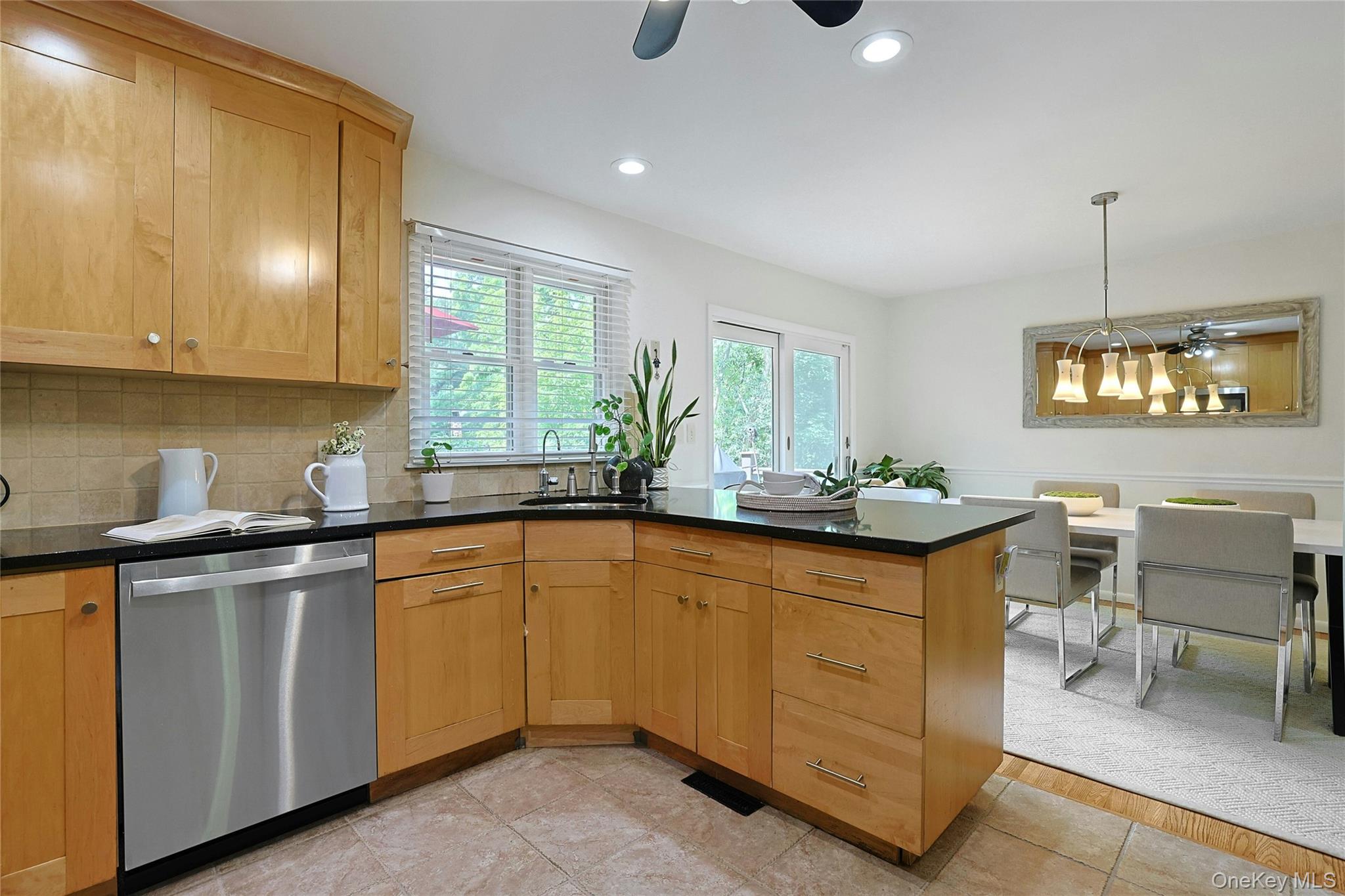 82 Price Street – For Sale photo 10