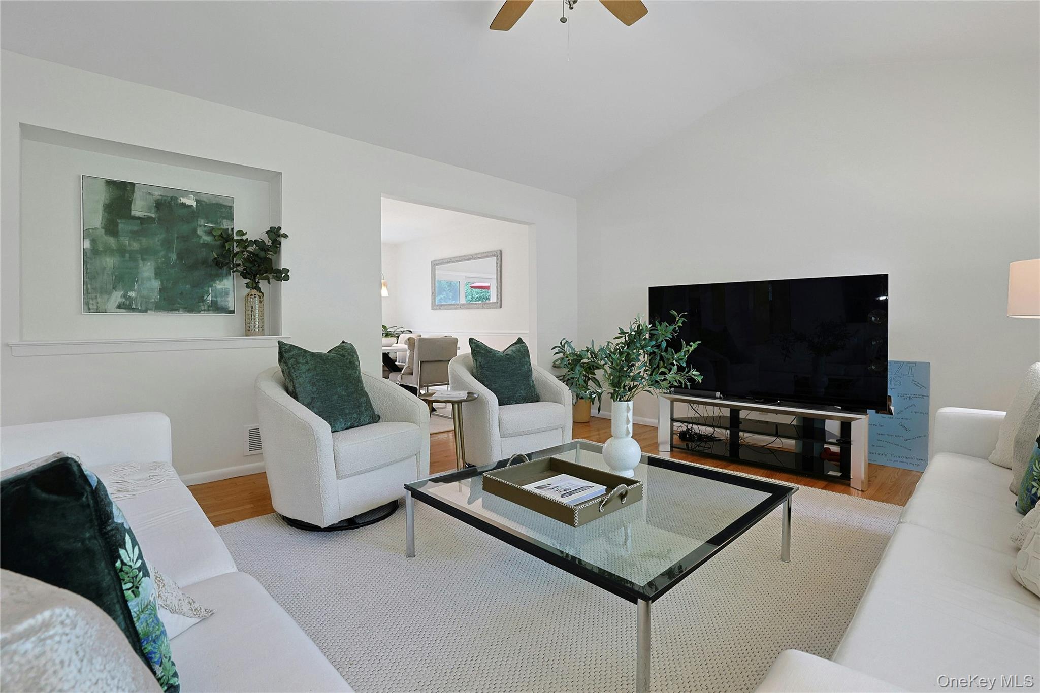 82 Price Street – For Sale photo 3