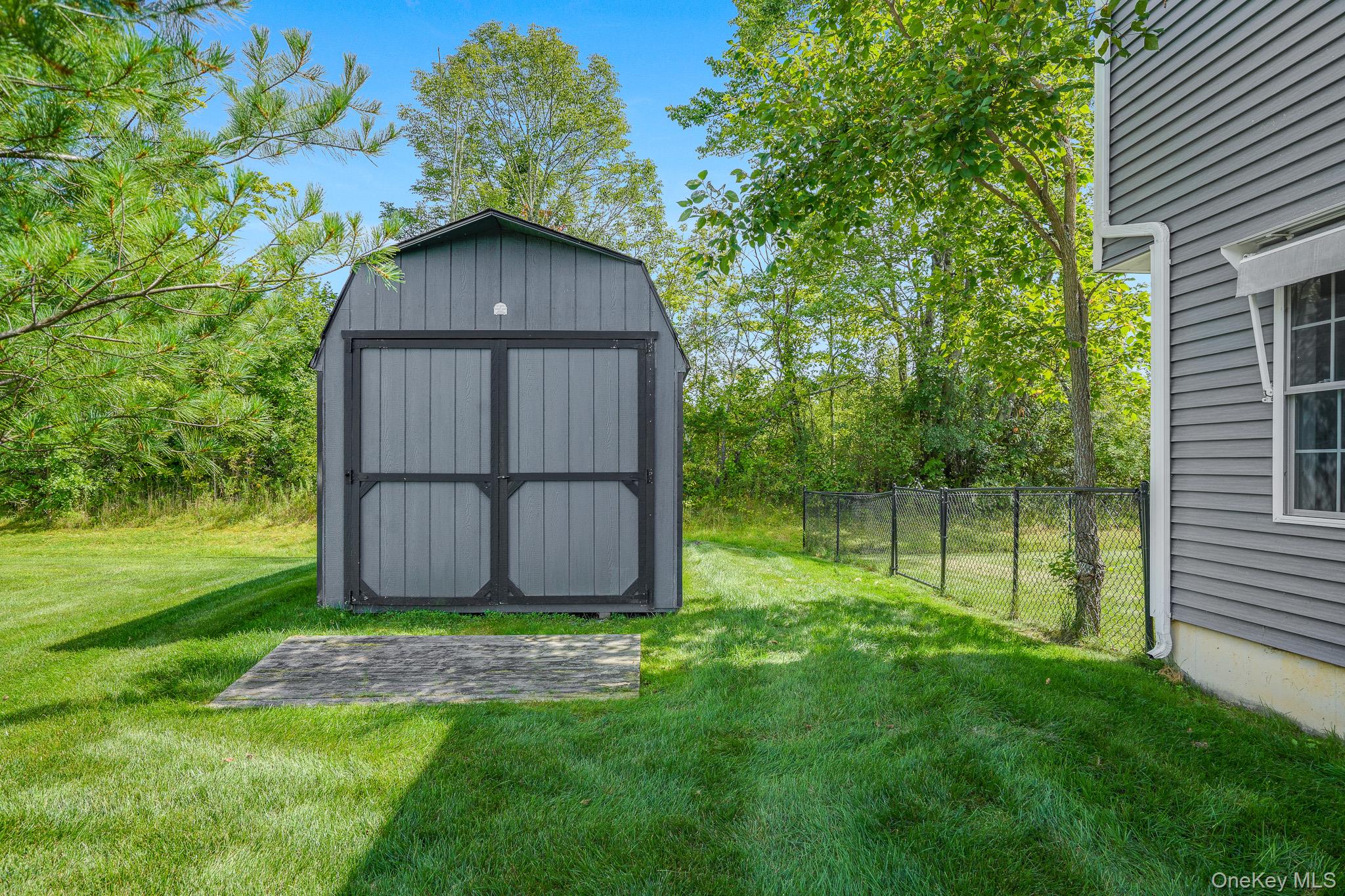 27 Frieda Lane – For Sale photo 32