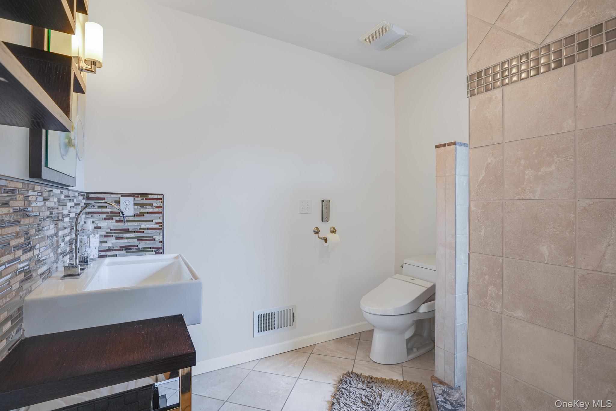 27 Frieda Lane – For Sale photo 15