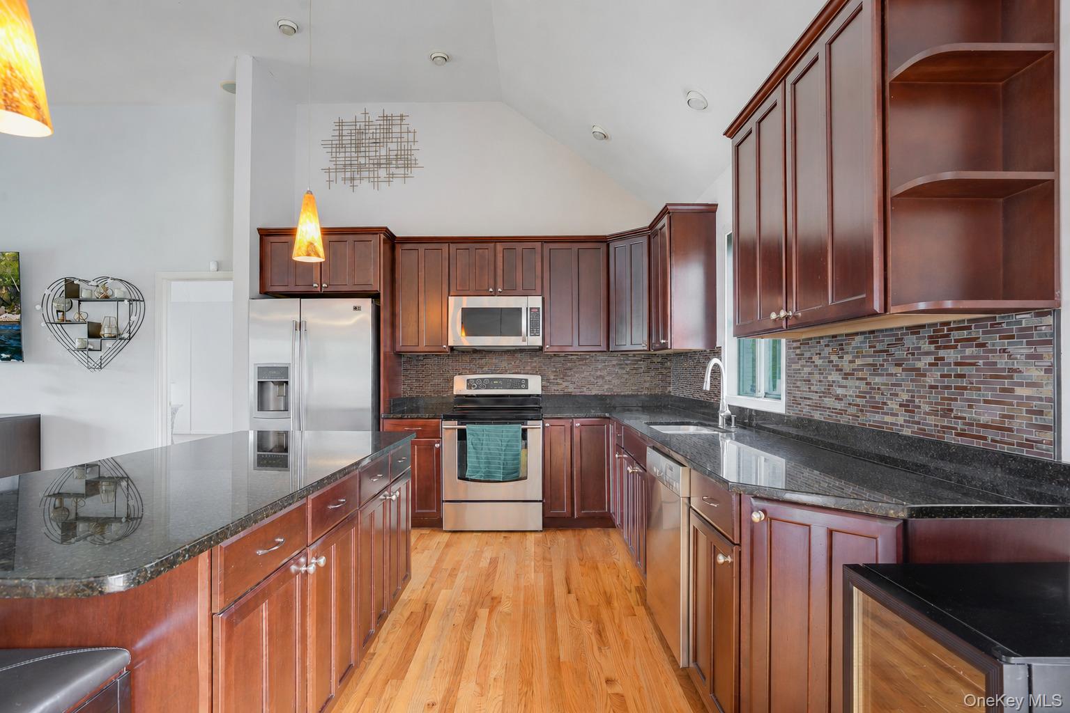 27 Frieda Lane – For Sale photo 7