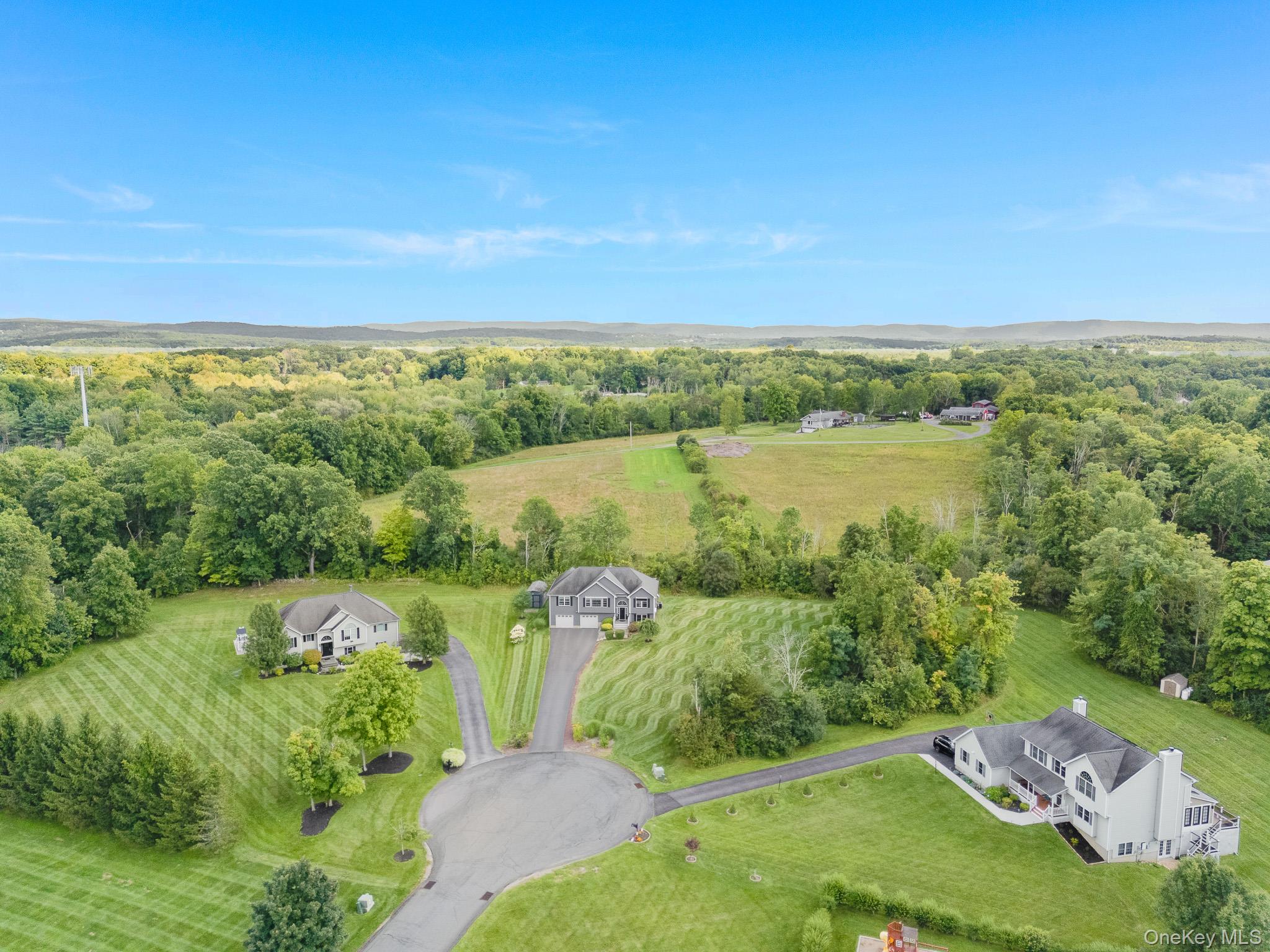 27 Frieda Lane – For Sale photo 33