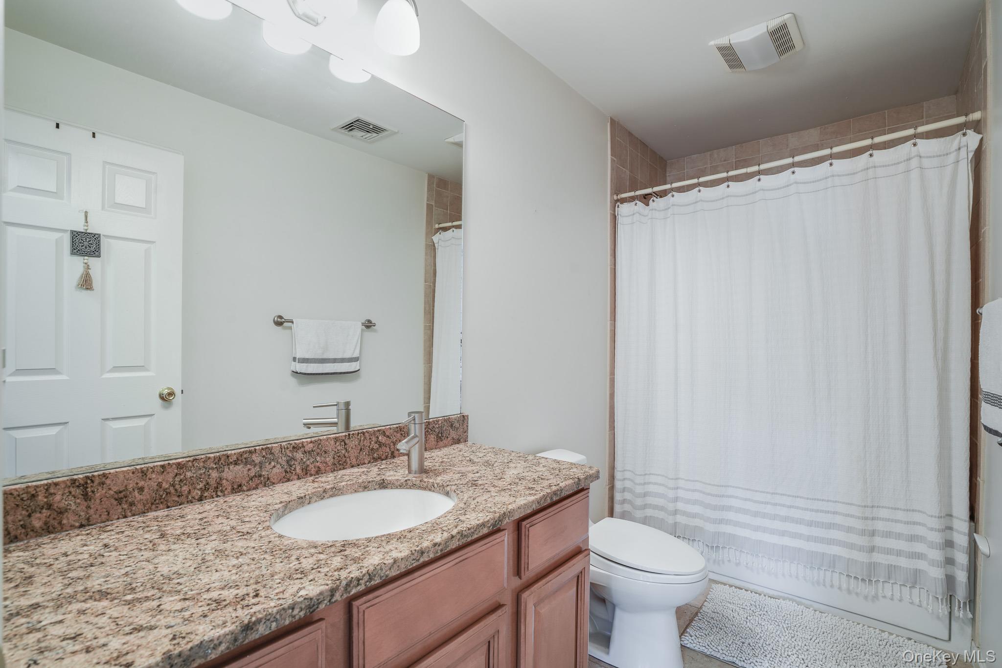 27 Frieda Lane – For Sale photo 22