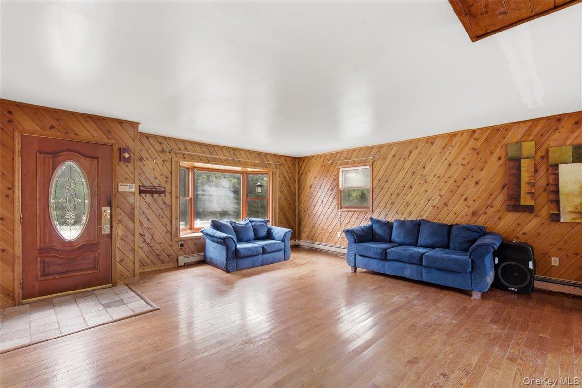 757 Bogart Road – For Sale photo 8