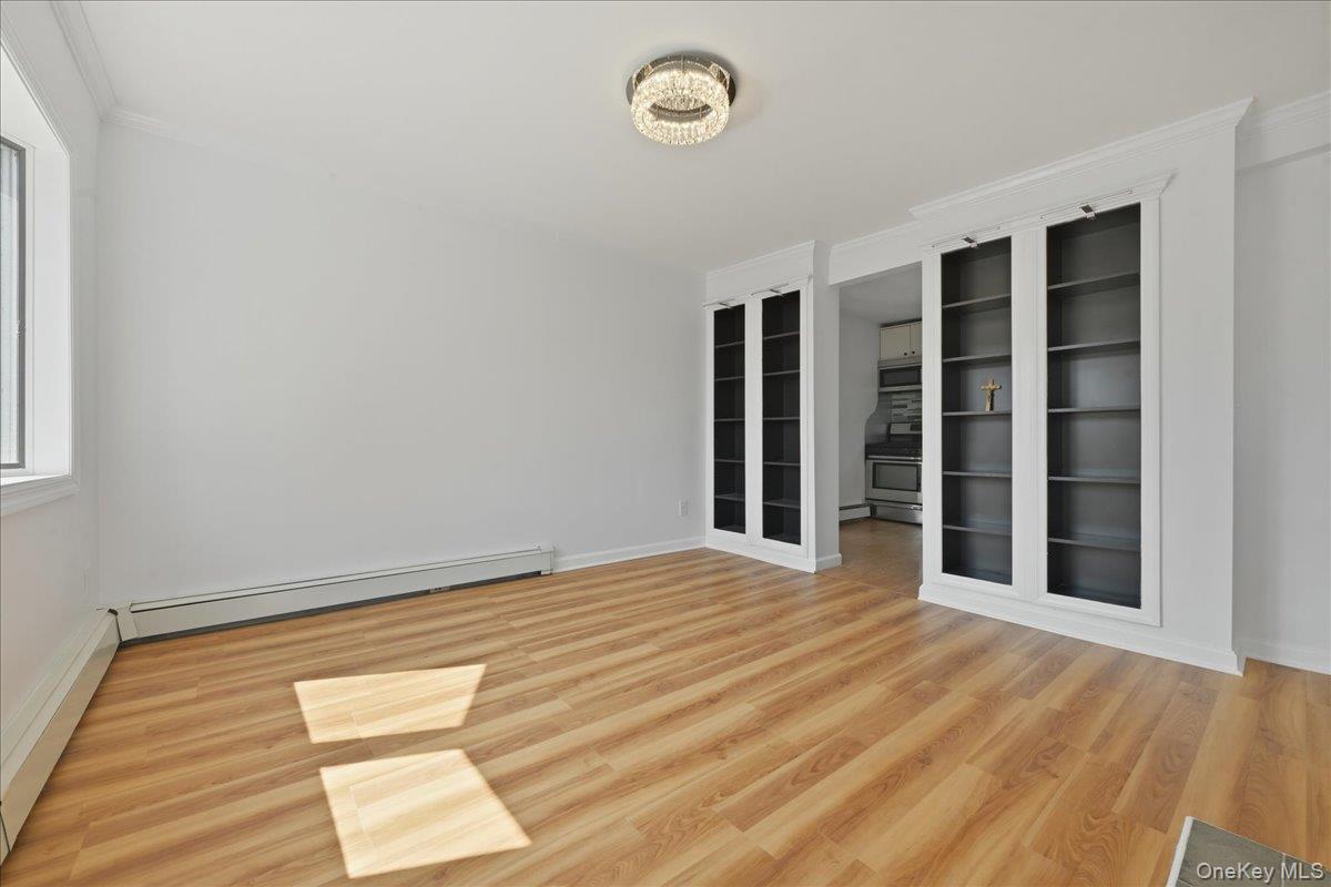 310 west drive – For Sale photo 3