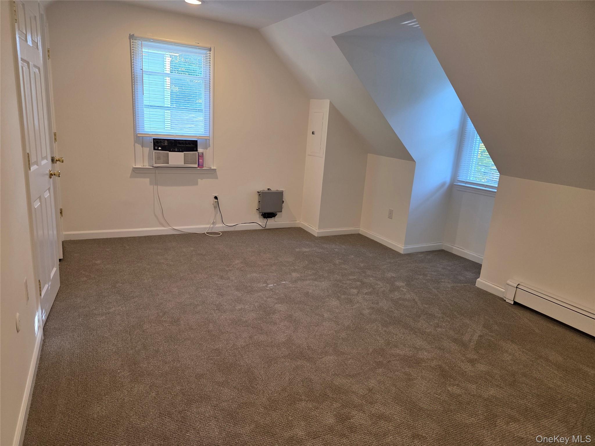 10 Irving Drive – For Rent photo 3