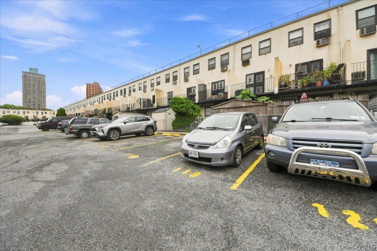 847 Underhill Avenue, Unit 56B photo 14
