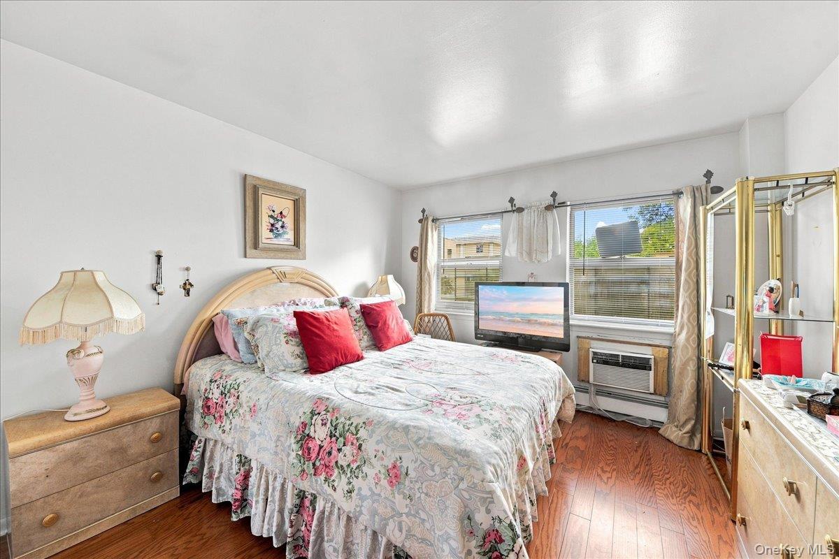 847 Underhill Avenue, Unit 56B photo 5