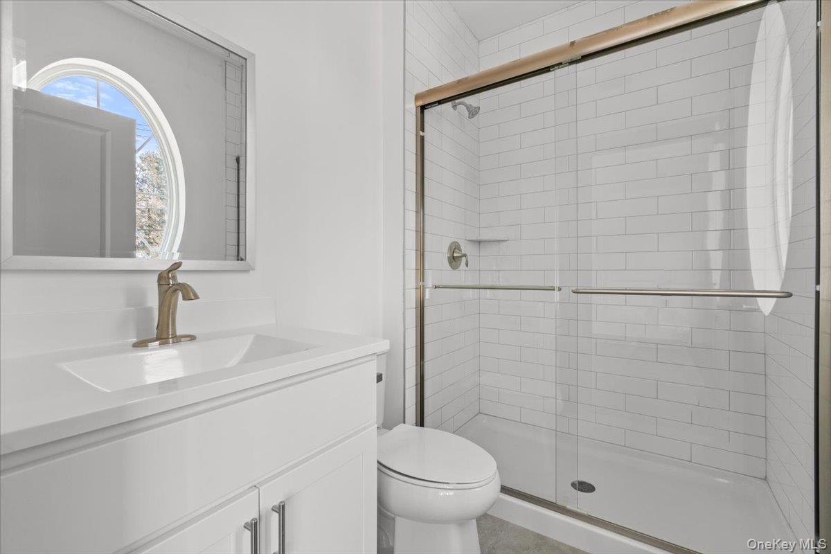 75 Forester Avenue, Unit 225 photo 9