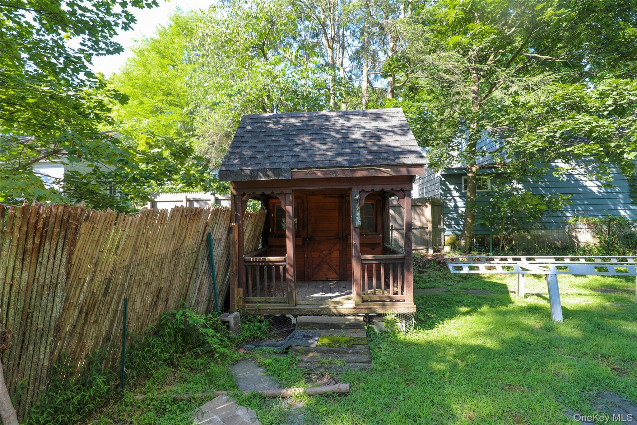 12-16 Lounsbury Place – For Rent photo 6