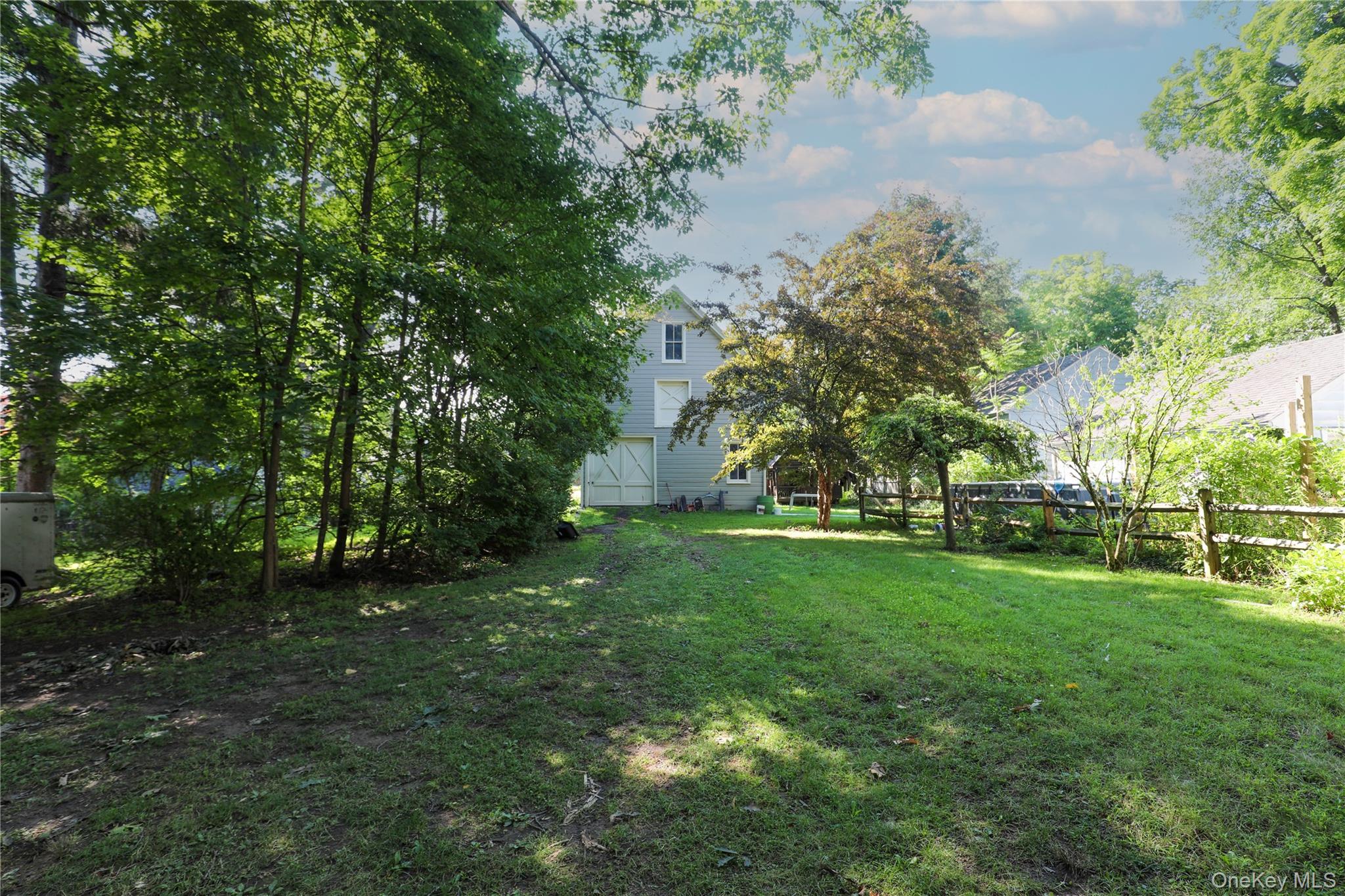 12-16 Lounsbury Place – For Rent photo 4