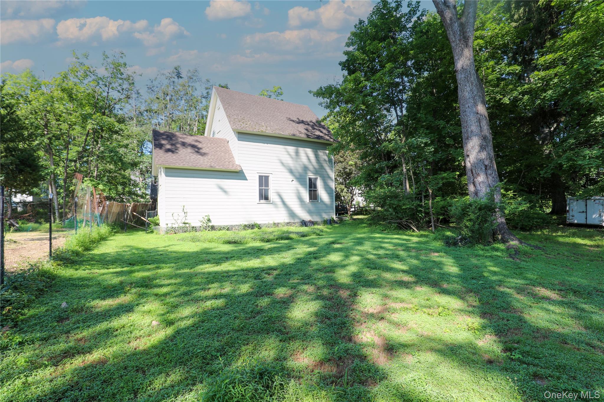 12-16 Lounsbury Place – For Rent photo 9