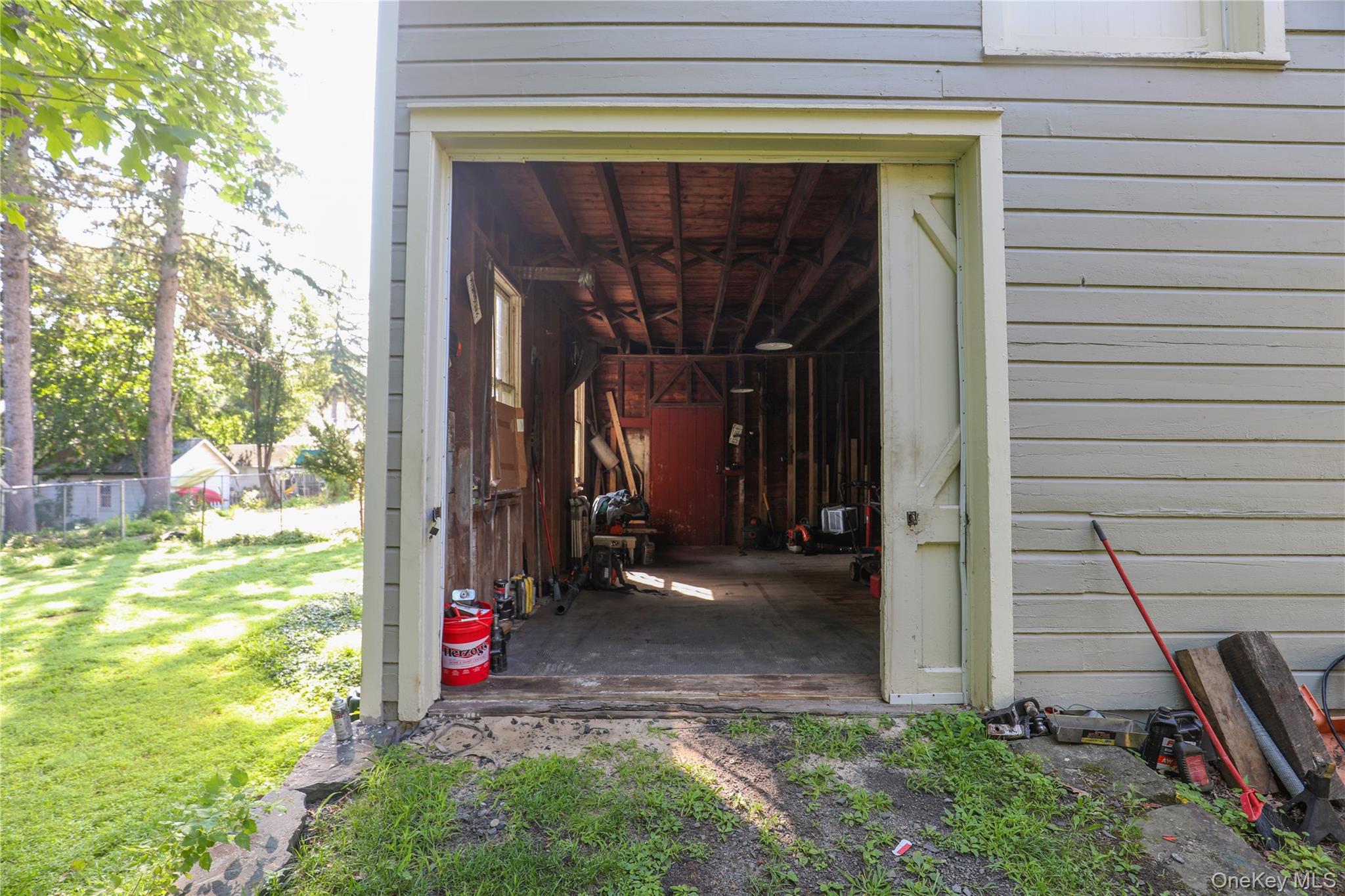 12-16 Lounsbury Place – For Rent photo 12