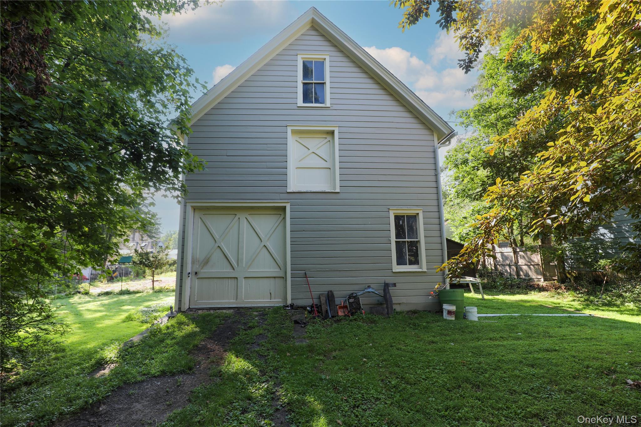 12-16 Lounsbury Place – For Rent