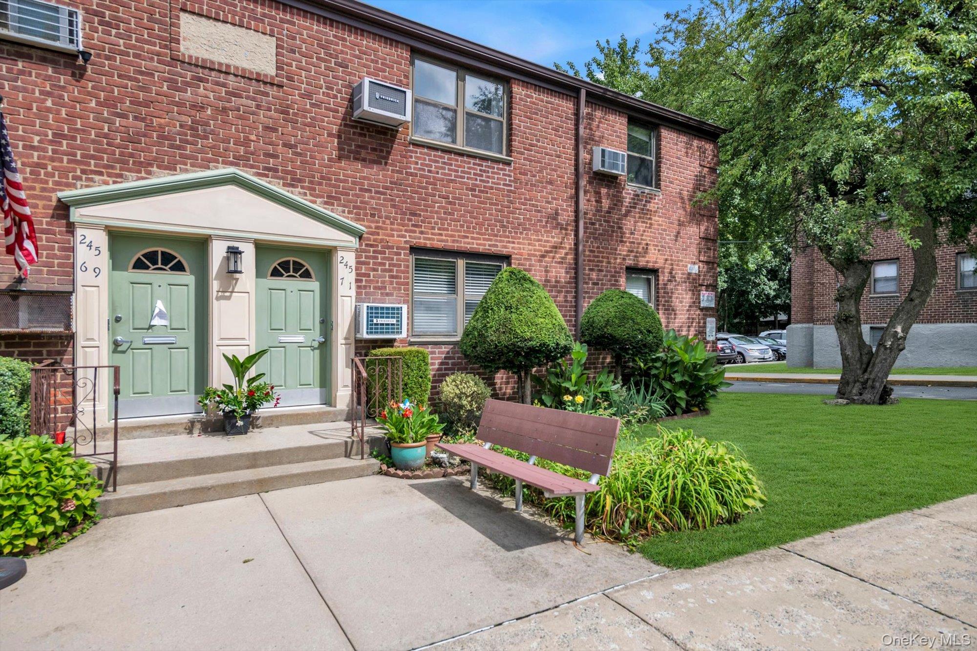 245-71 62nd Avenue, Unit B1-12
