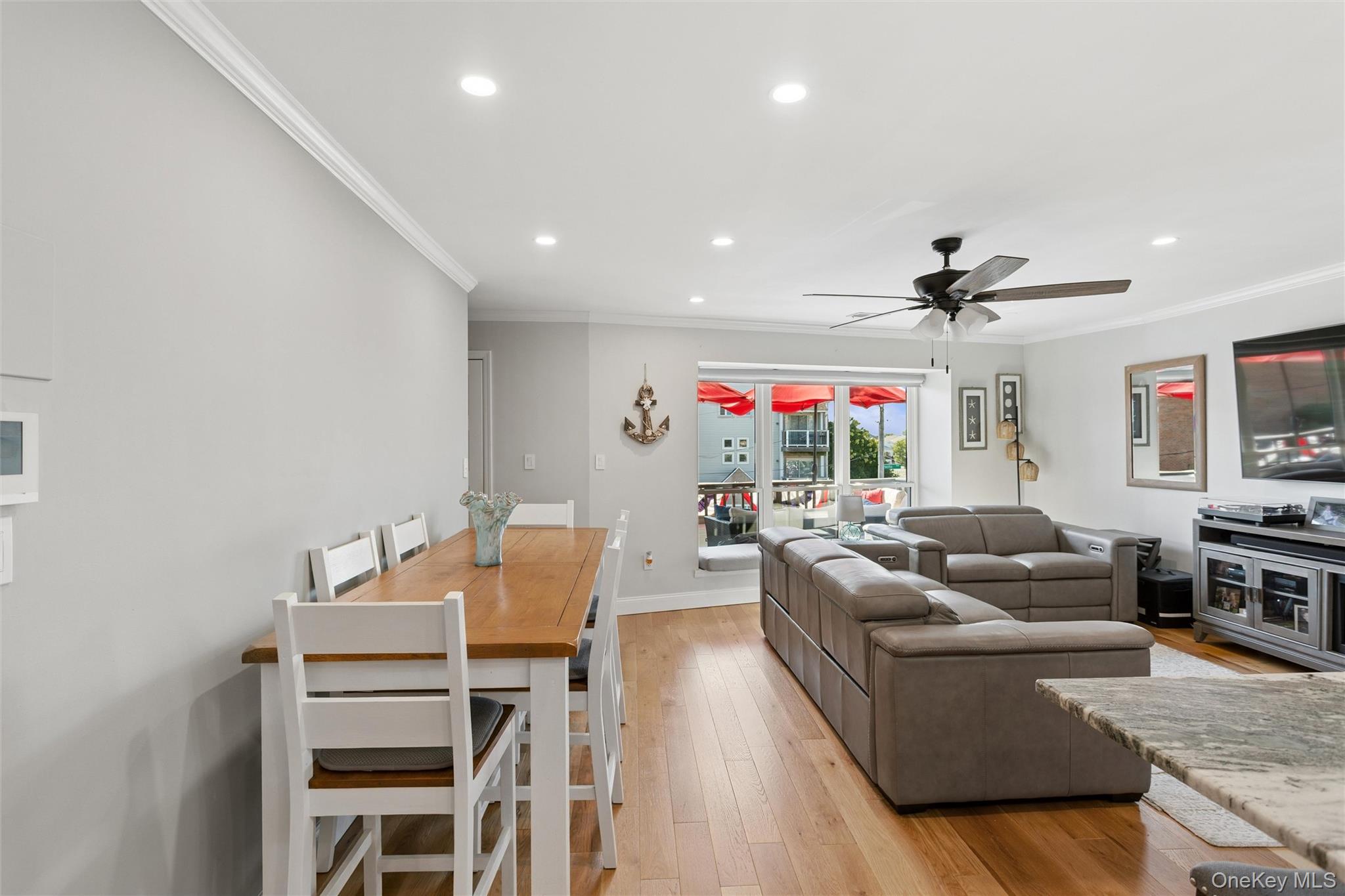 94 Pacific Boulevard – For Sale photo 15