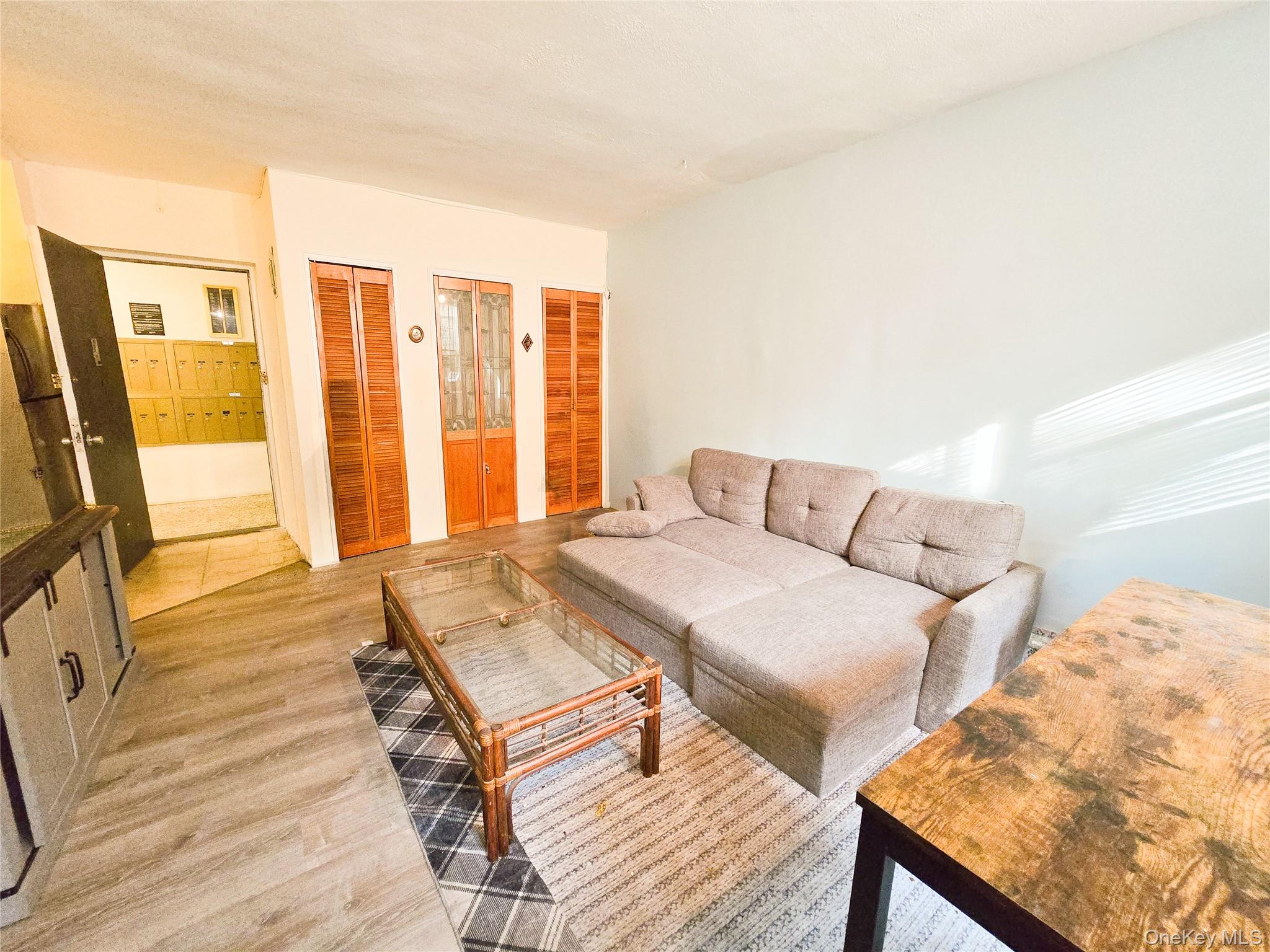 47-27 Little Neck Parkway, Unit L-2 photo 4