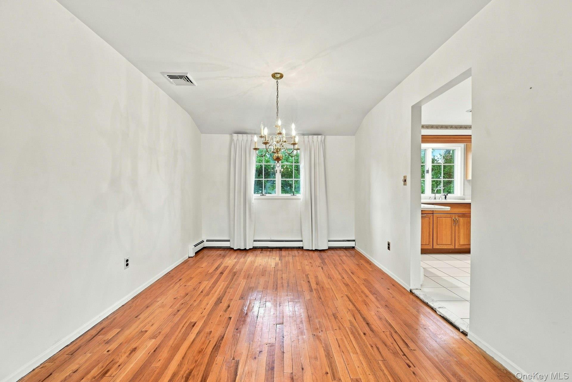 86 39th Street – For Sale photo 12