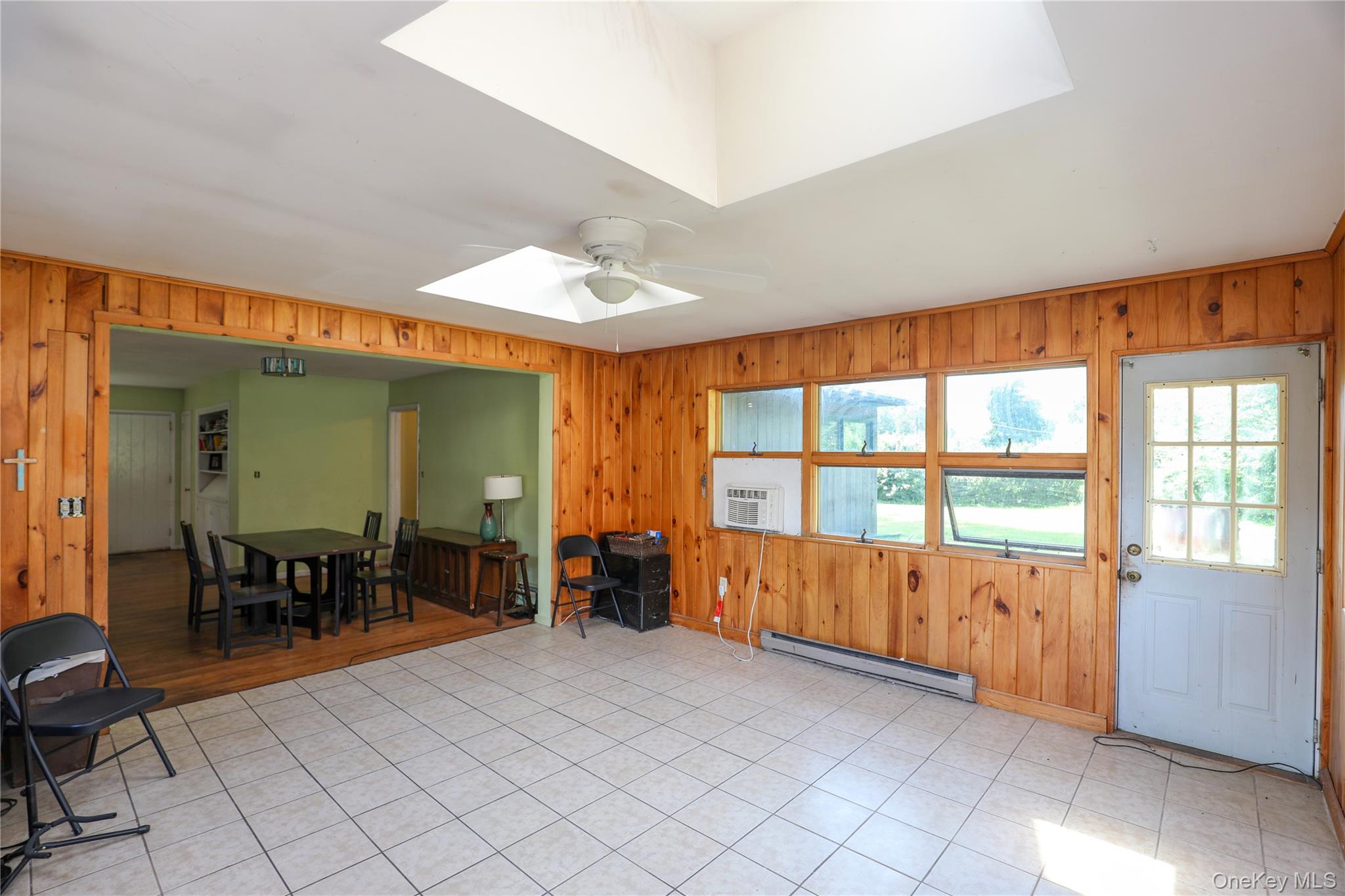 203 Maple Lane – For Sale photo 19
