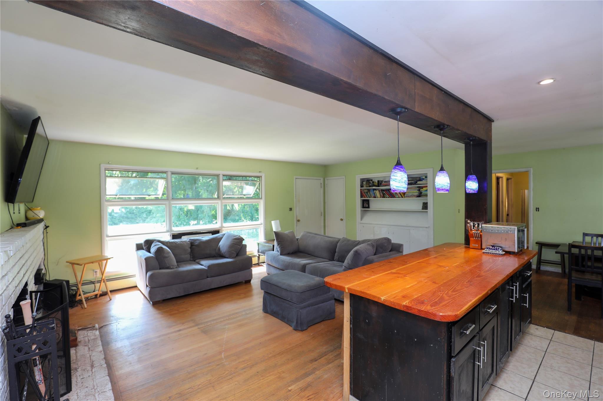 203 Maple Lane – For Sale photo 9
