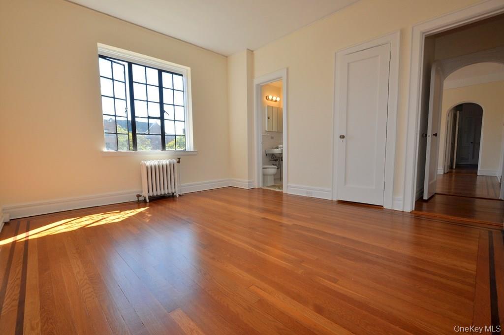 155 Garth Road, Unit 4D photo 16
