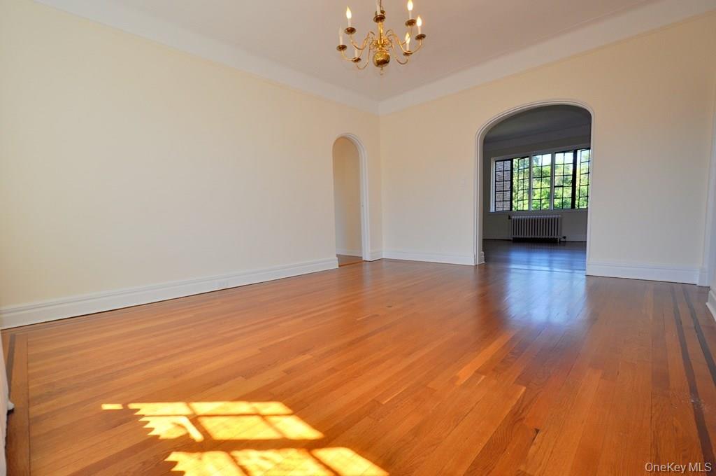 155 Garth Road, Unit 4D photo 11