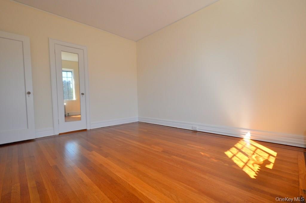 155 Garth Road, Unit 4D photo 19