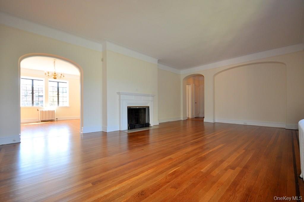 155 Garth Road, Unit 4D photo 12