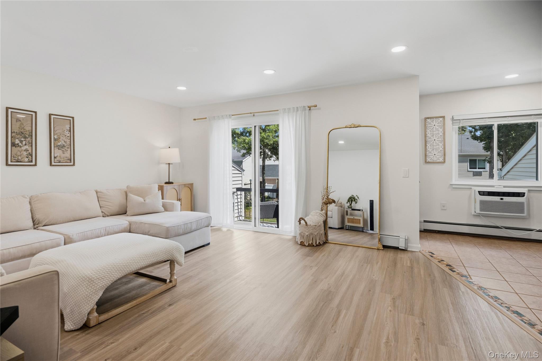 36 Richmond Boulevard, Unit 4A photo 3