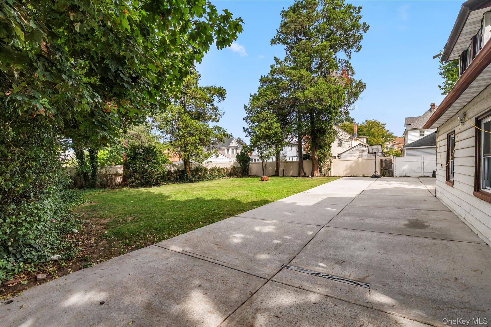 14 Chestnut Street – For Sale photo 10