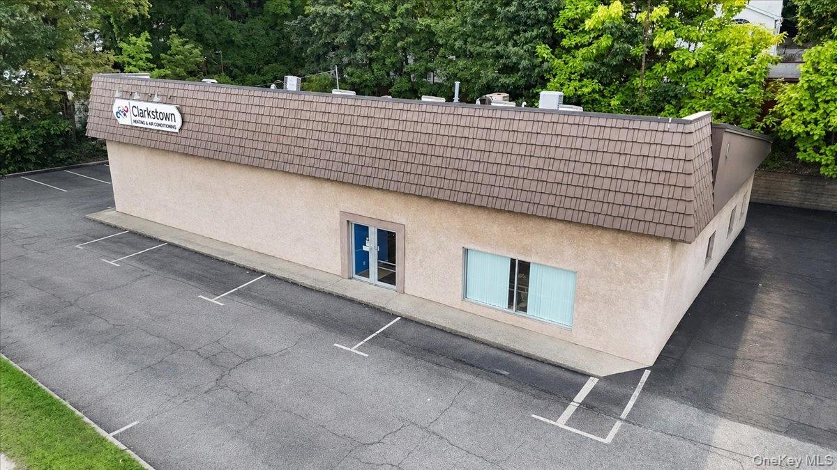 95 S Pearl Street – For Sale photo 2